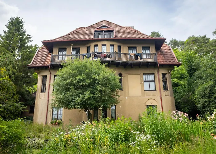 Victus Apartamenty, Abrahama Apartamento