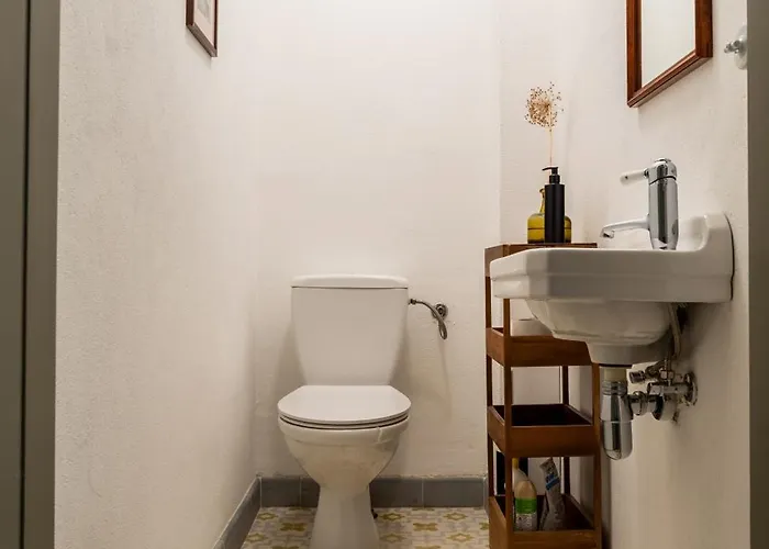 Victus Apartamenty, Abrahama