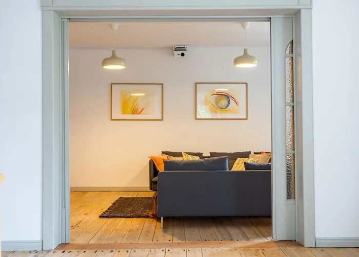 Victus Apartamenty, Abrahama *